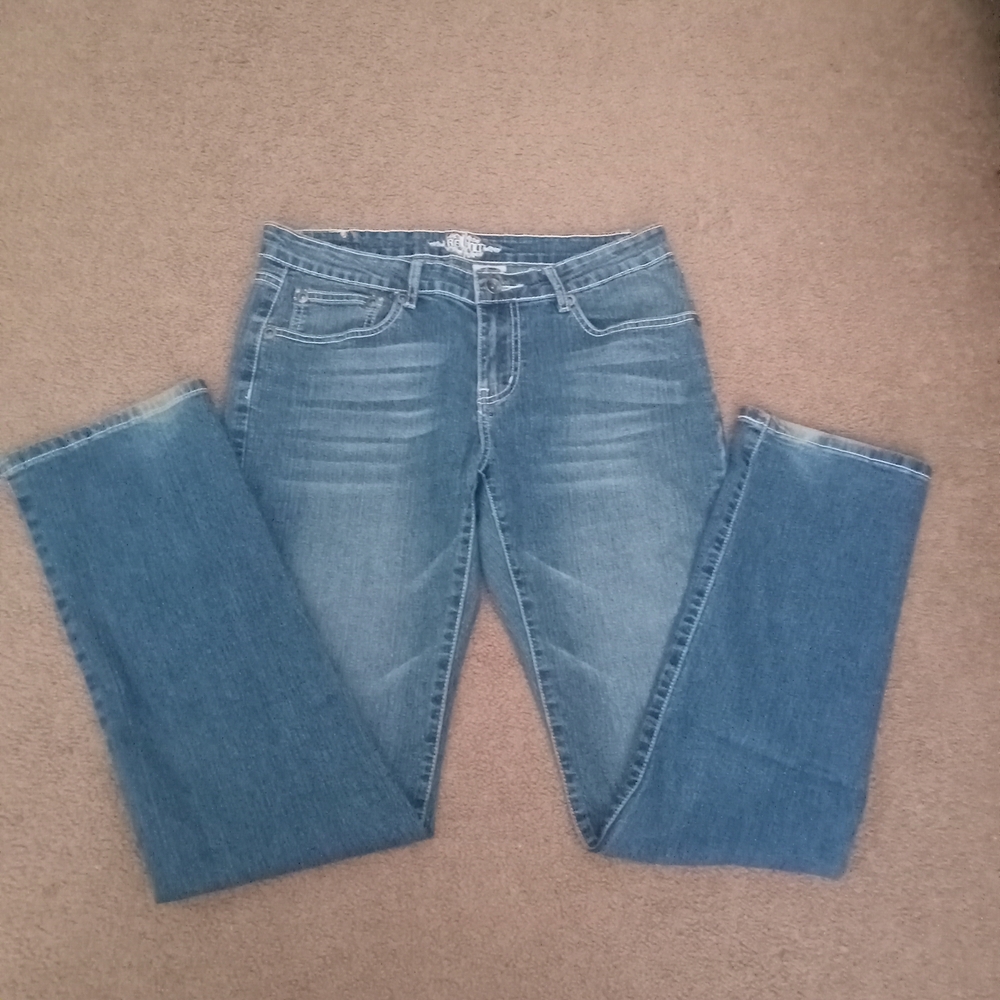 Revolt Jeans Women's Straight Leg in Classic Denim Sz 11 Mid Rise